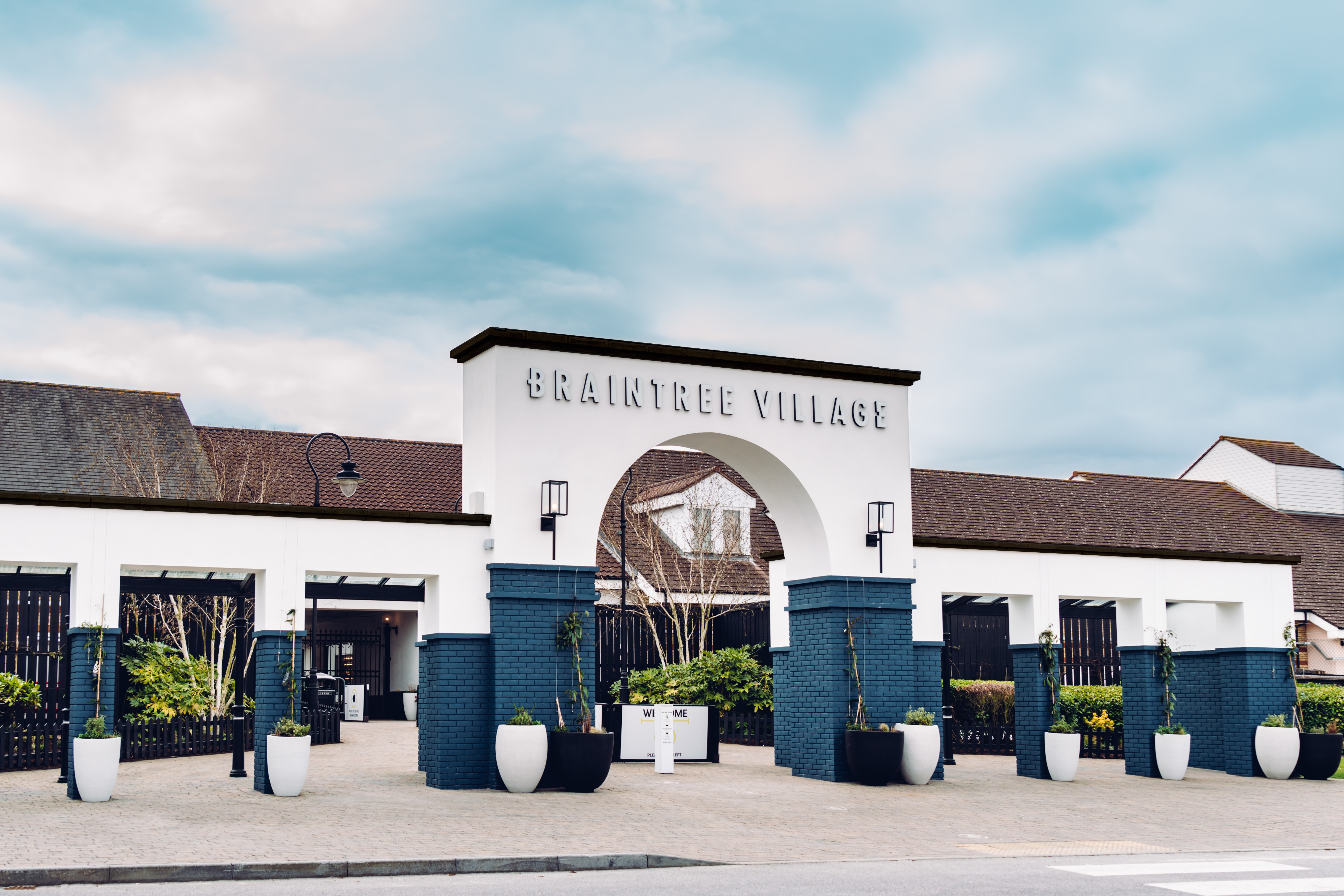 Braintree Village - Retail / Outlet 